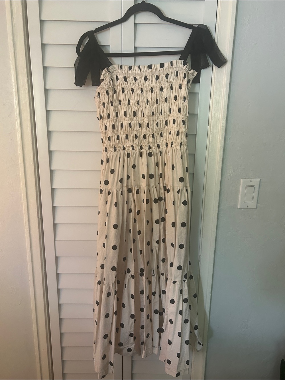 En Saison Cream Black Polka Dot Smocked Tiered Midi Dress Ribbon Bows- Sz. Large - Picture 3 of 6